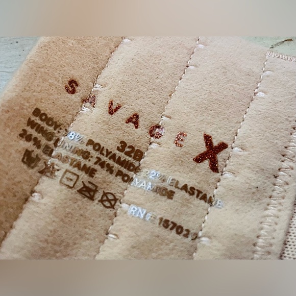 SOLD! NWT SAVAGE X FENTY STRAPLESS CONVERTIBLE BRA - Picture 11 of 11